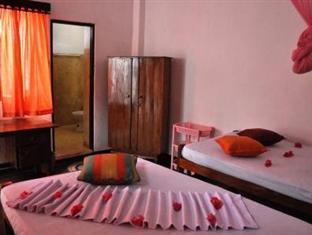 Thenu Rest Guest House Galle Ngoại thất bức ảnh